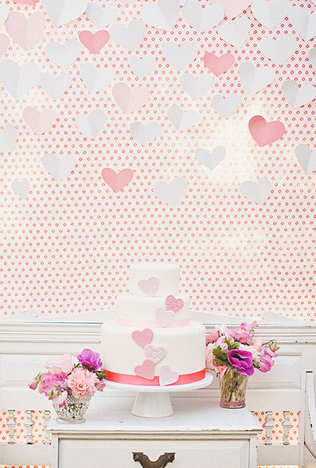 love-themed-wedding-cake-ideas-01